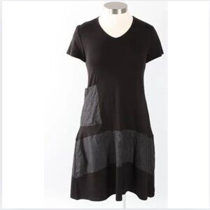Kozan Short Sleeve V-Neck Crushed Fabric Asymmetrical Hem Black Dress Small